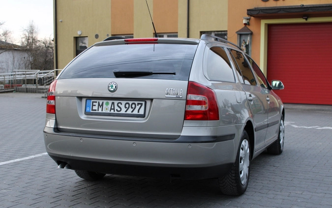Skoda Octavia cena 20900 przebieg: 160000, rok produkcji 2007 z Błażowa małe 379